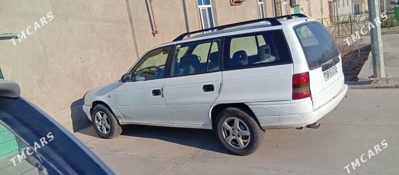 Opel Astra 1995 - 36 000 TMT - Гороглы (Тагта) - img 2