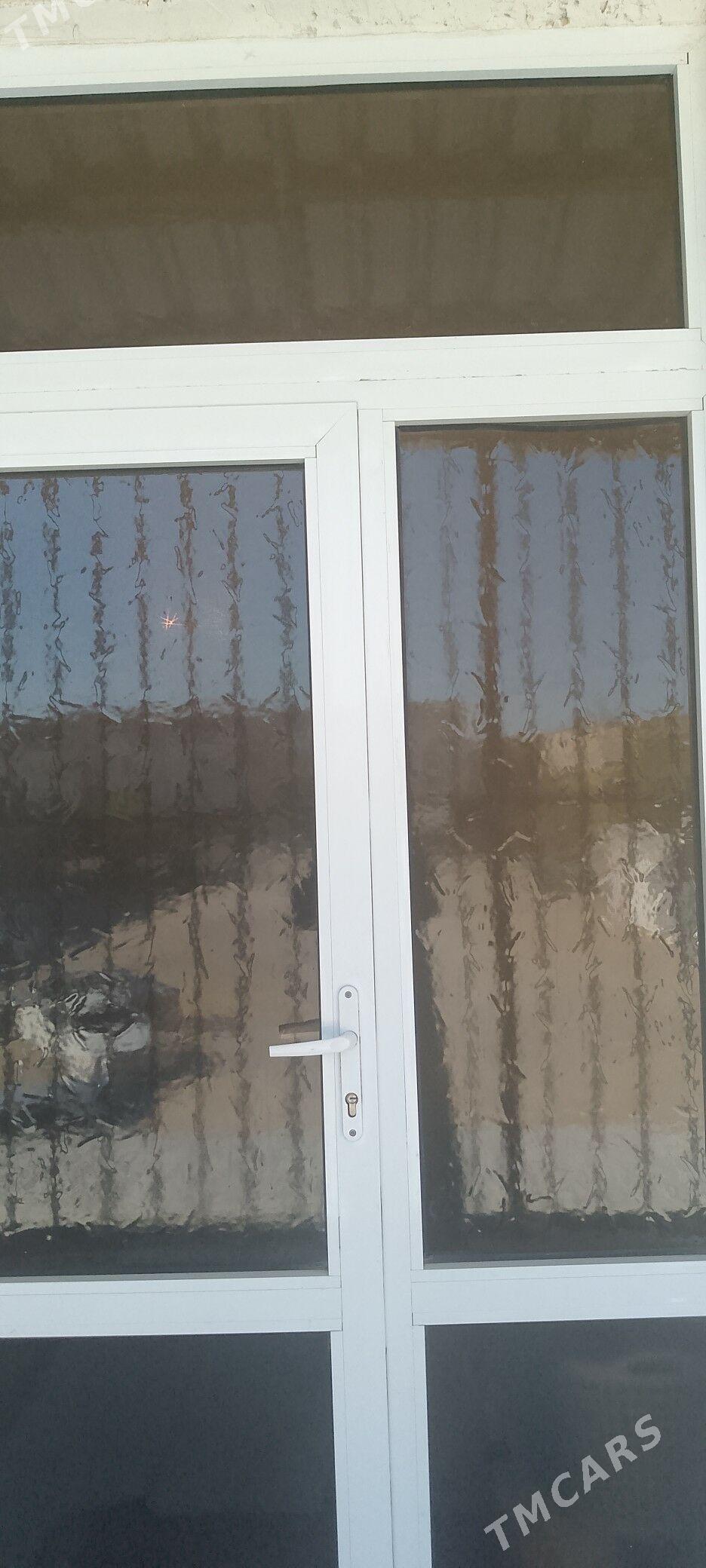 plastika gapy - Балканабат - img 1