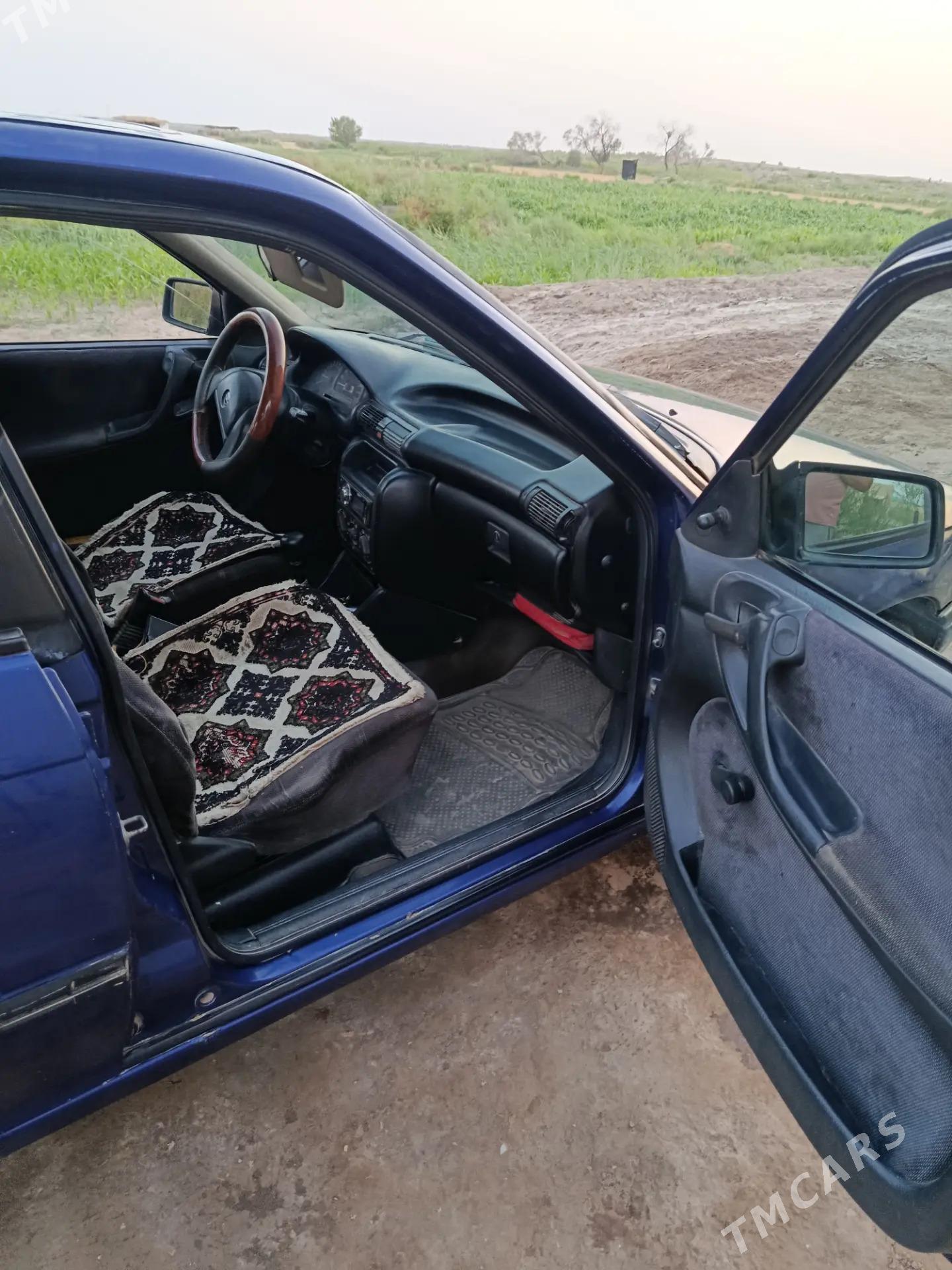 Opel Astra 1992 - 38 000 TMT - Дашогуз - img 4