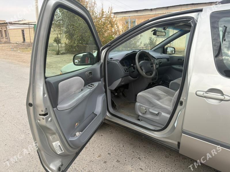 Toyota Sienna 2002 - 200 000 TMT - Туркменабат - img 8