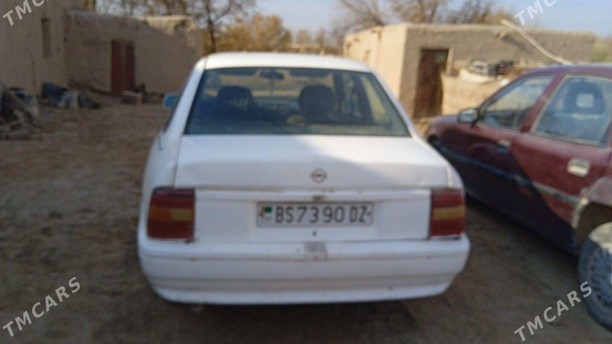 Opel Vectra 1992 - 25 000 TMT - Köneürgenç - img 4