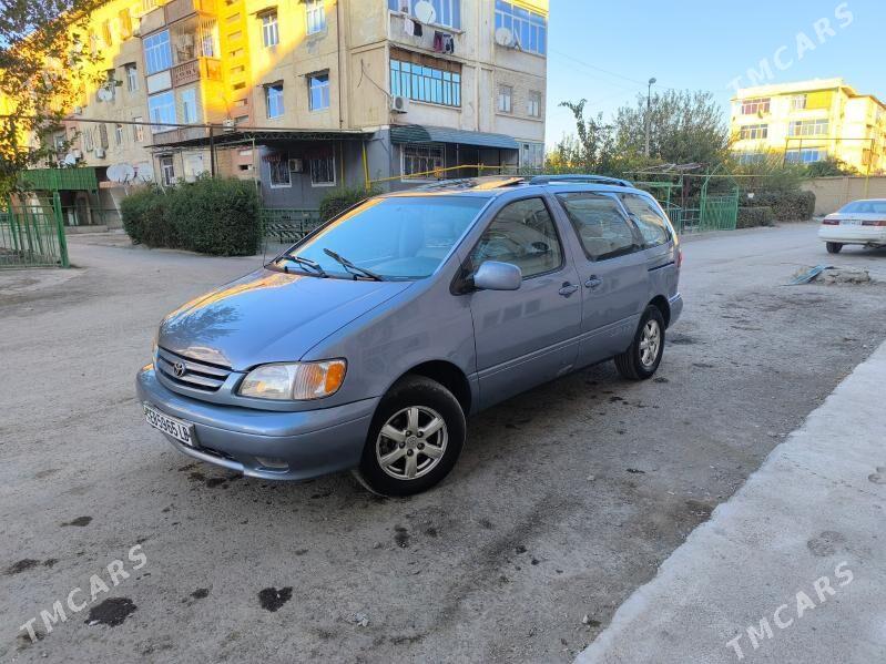 Toyota Sienna 2002 - 190 000 TMT - Туркменабат - img 2