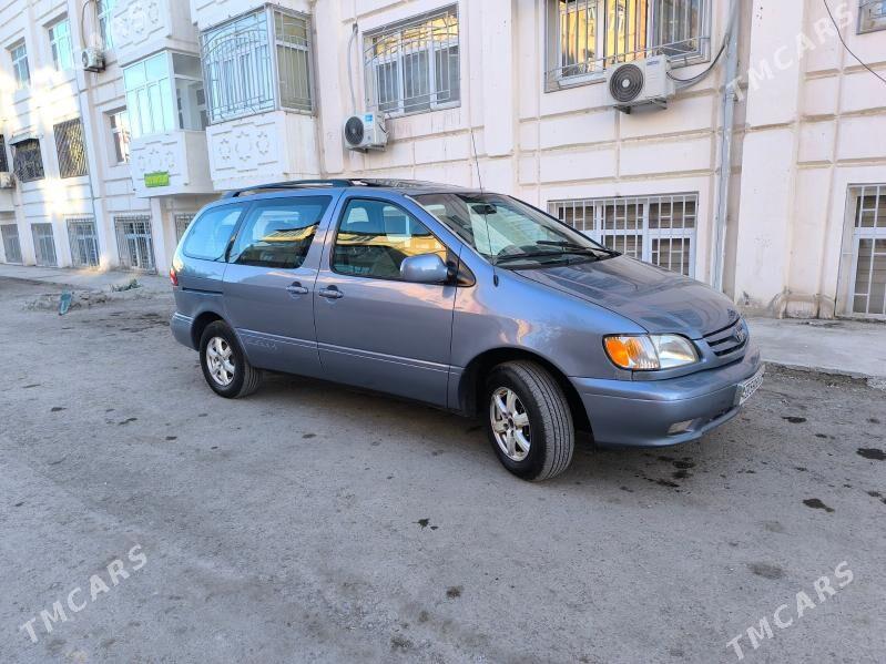 Toyota Sienna 2002 - 190 000 TMT - Туркменабат - img 5