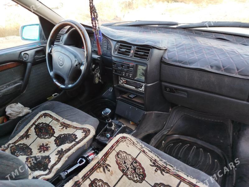 Opel Vectra 1995 - 52 000 TMT - Болдумсаз - img 5