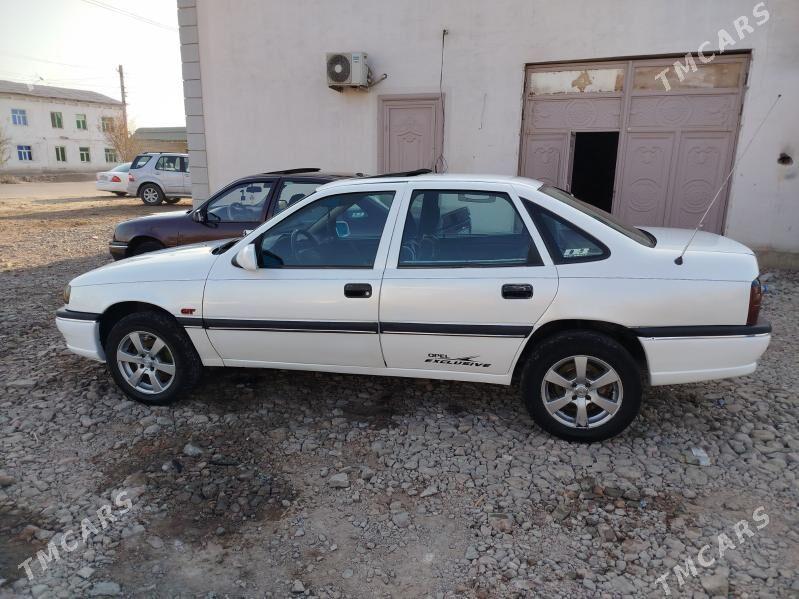 Opel Vectra 1995 - 52 000 TMT - Болдумсаз - img 4