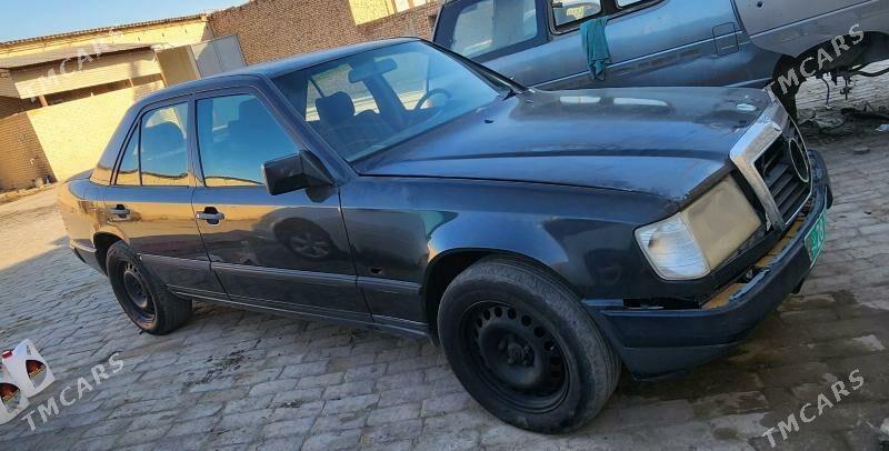 Mercedes-Benz 300E 1990 - 35 000 TMT - Sakar - img 3