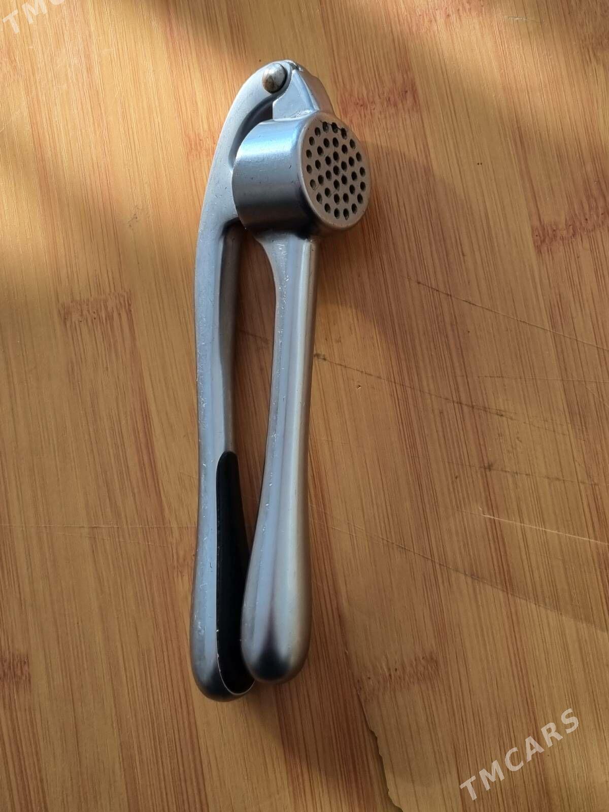 ЧЕСНОКОДАВИЛКА SARYMSAK - Мир 2 - img 3