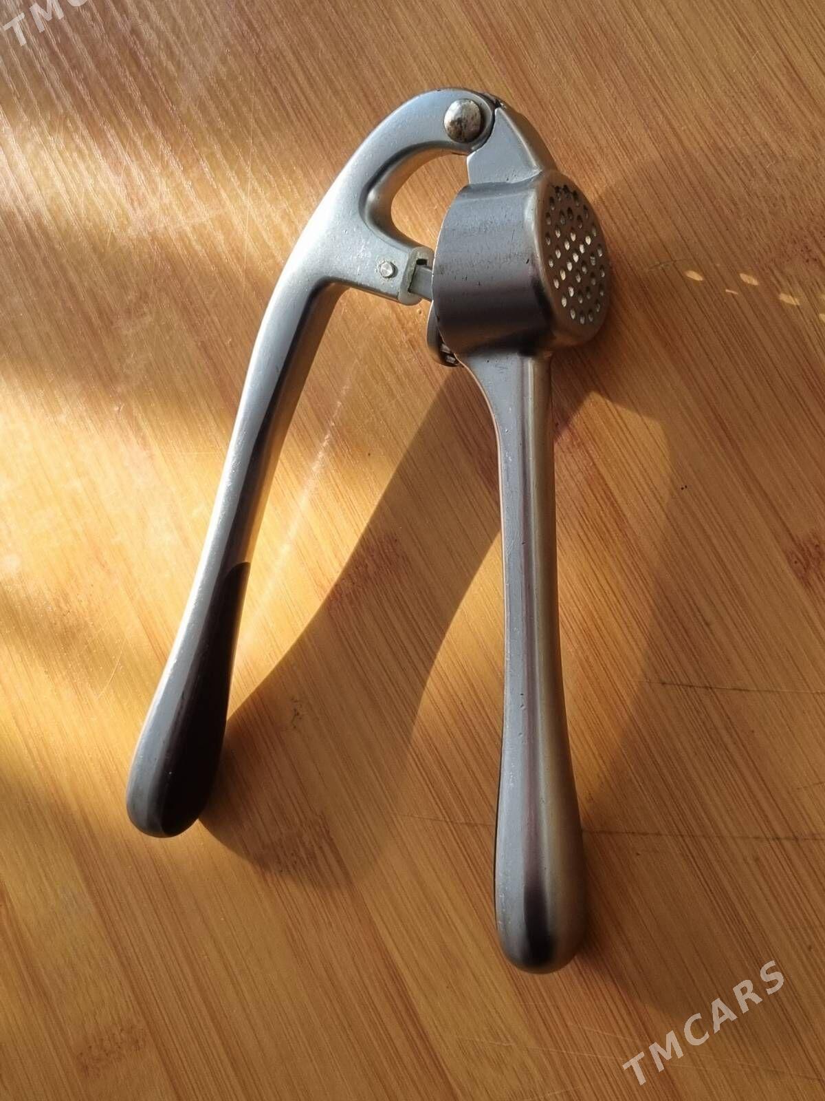 ЧЕСНОКОДАВИЛКА SARYMSAK - Мир 2 - img 4