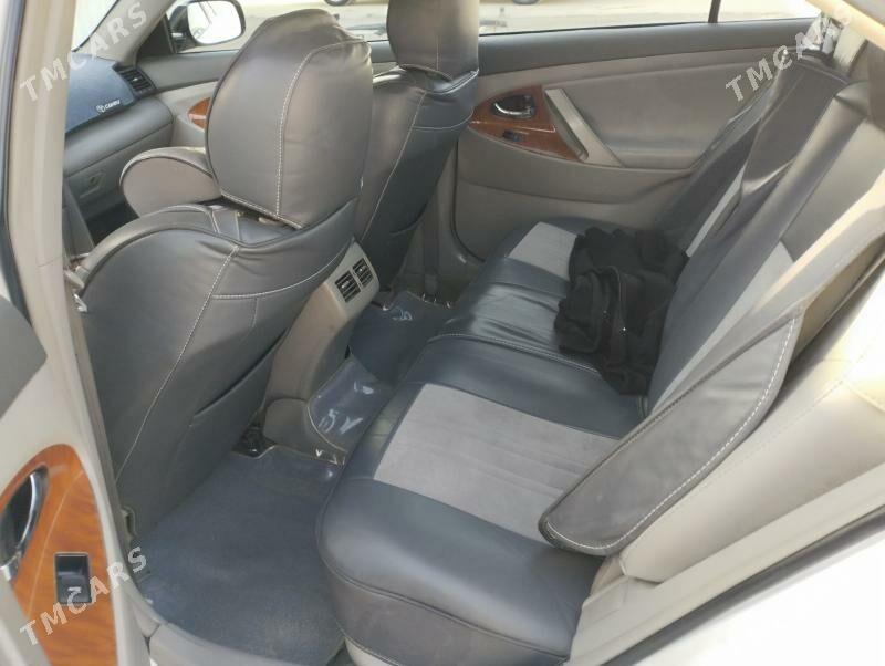 Toyota Camry 2010 - 230 000 TMT - Мары - img 6