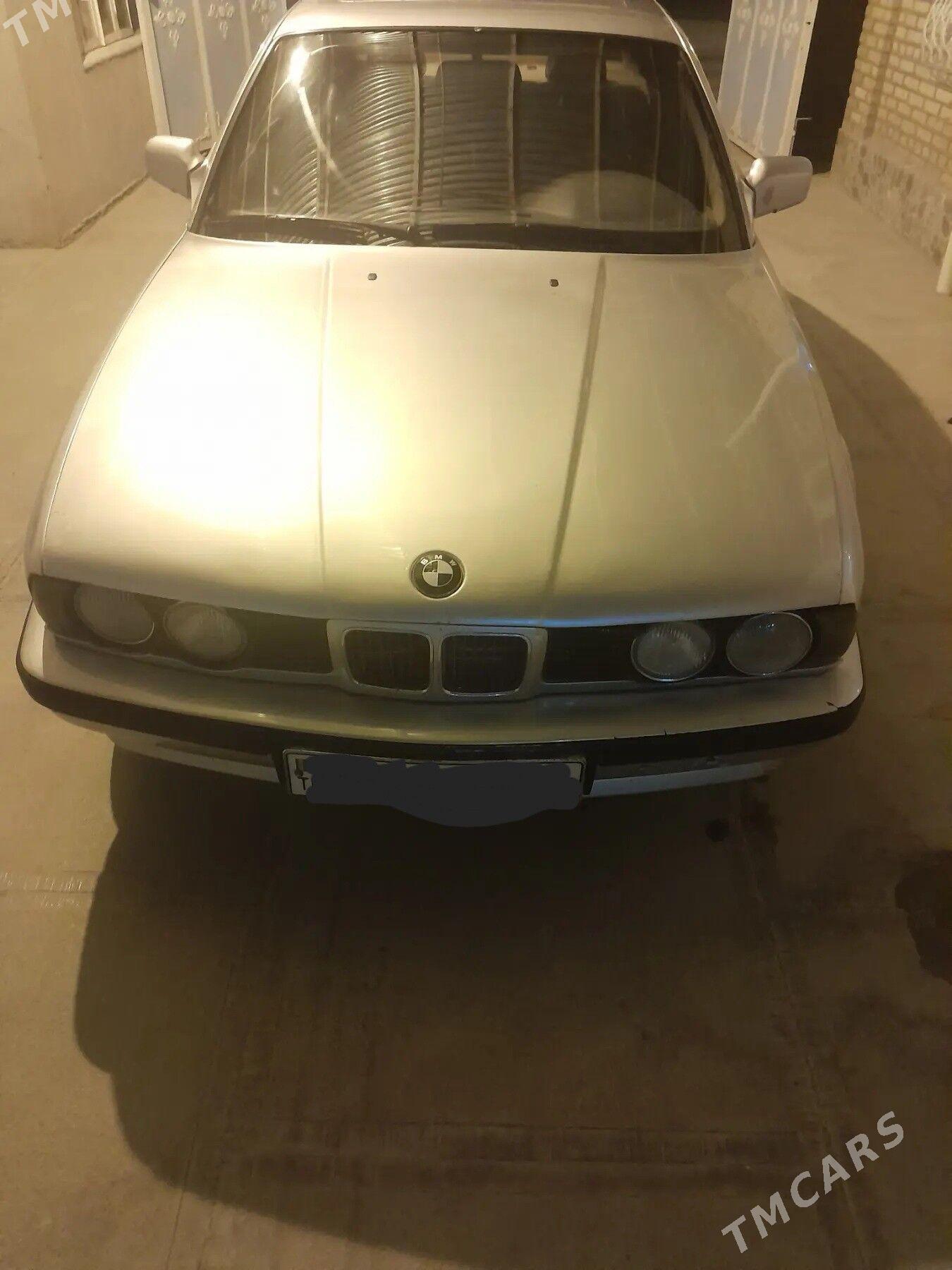 BMW 520 1991 - 46 000 TMT - Mary - img 3