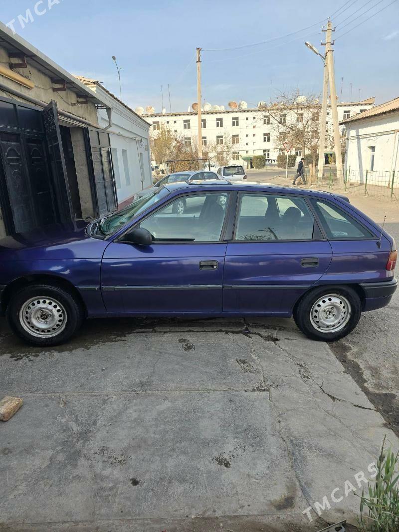 Opel Astra 1994 - 35 000 TMT - Дашогуз - img 3