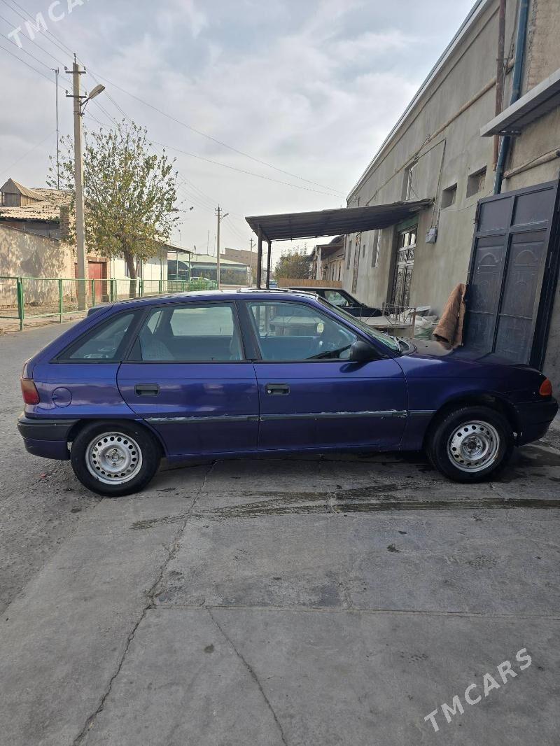 Opel Astra 1994 - 35 000 TMT - Дашогуз - img 4