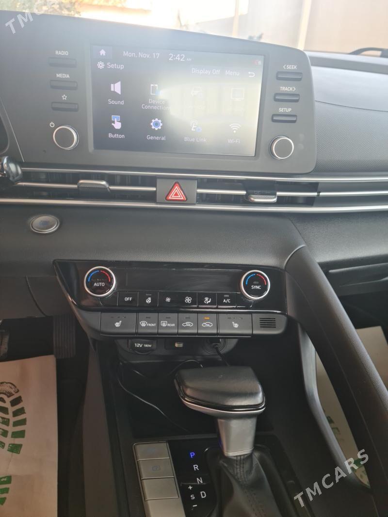 Hyundai Elantra 2021 - 238 000 TMT - Köşi - img 6