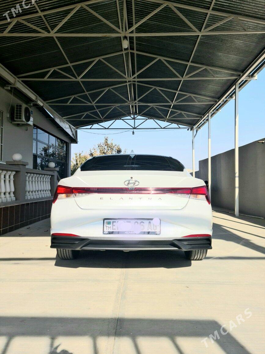 Hyundai Elantra 2021 - 238 000 TMT - Köşi - img 2
