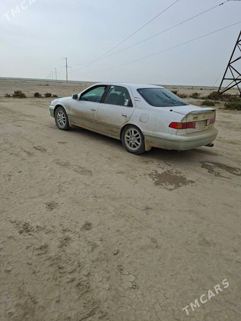 Toyota Camry 2000 - 175 000 TMT - Türkmenbaşy - img 2