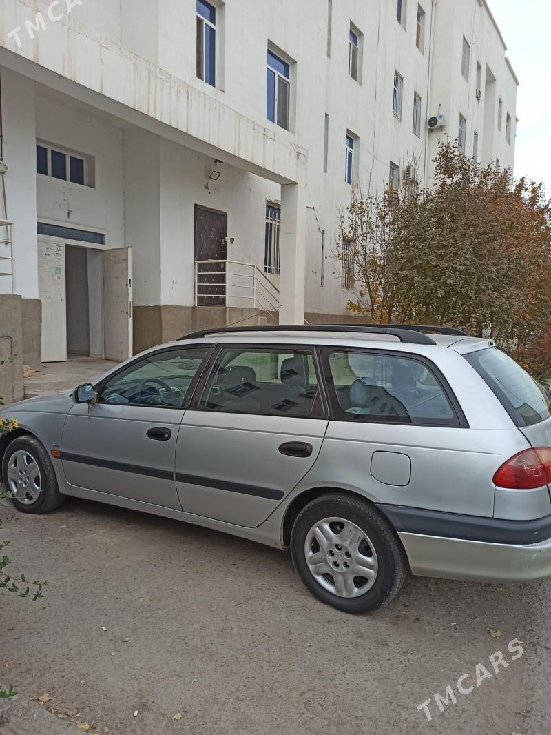 Toyota Avensis 2001 - 110 000 TMT - Дашогуз - img 4