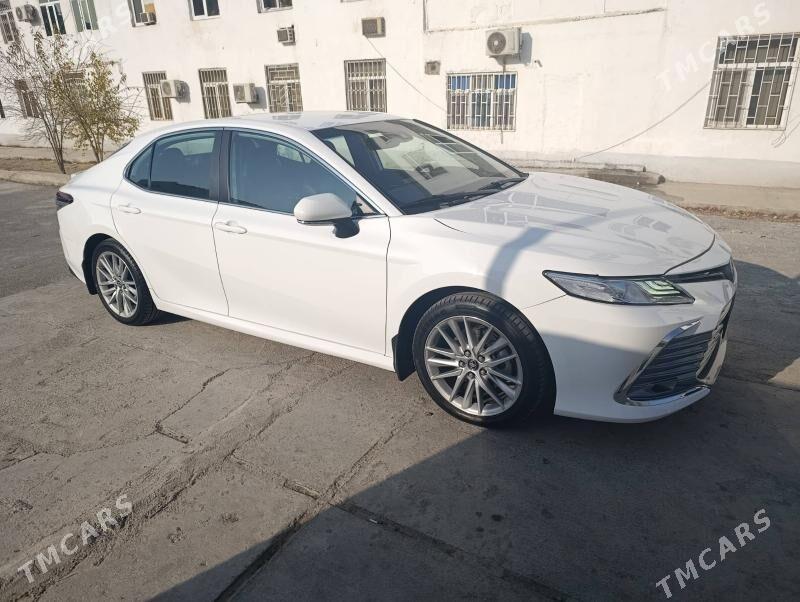 Toyota Camry 2023 - 345 000 TMT - Бузмеин ГРЭС - img 3