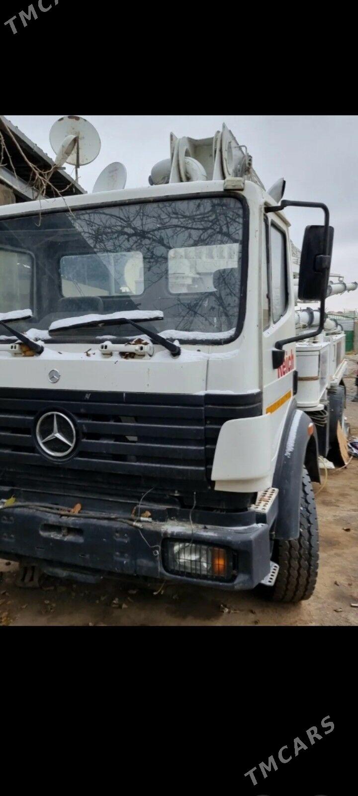 Mercedes-Benz 190E 2001 - 655 000 TMT - "Алтын Асыр" Гундогар базары ( Толкучка) - img 2