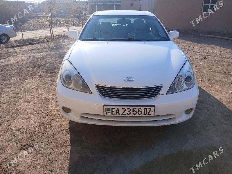 Lexus ES 300 2003 - 245 000 TMT - етр. Туркменбаши - img 2