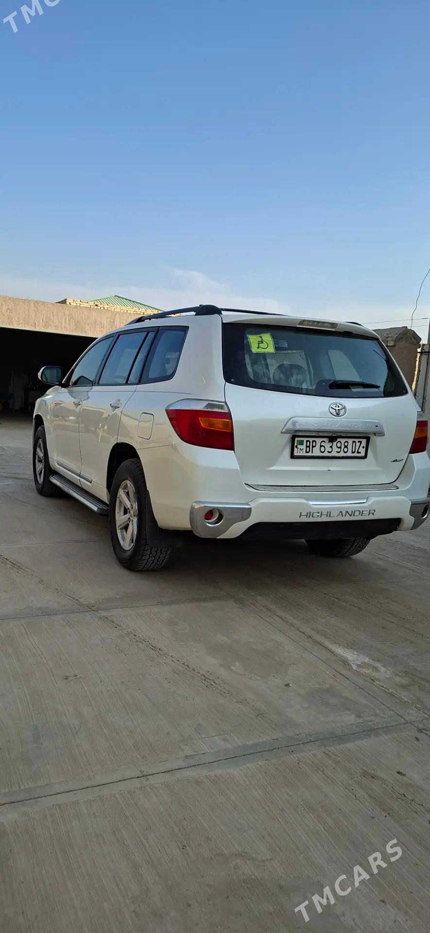 Toyota Highlander 2010 - 280 000 TMT - Дашогуз - img 3