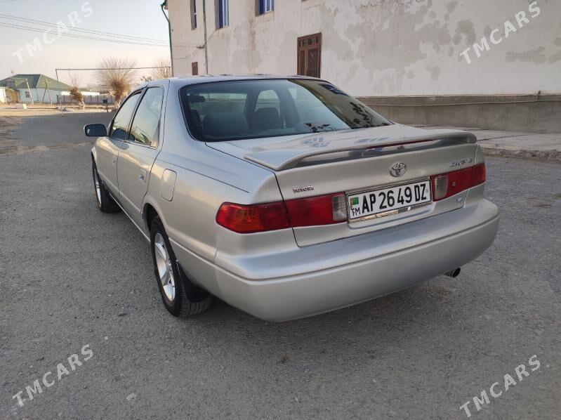Toyota Camry 2001 - 165 000 TMT - Кёнеургенч - img 4
