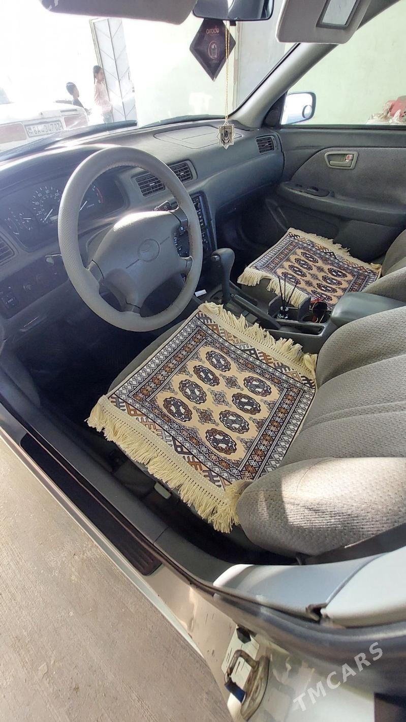 Toyota Camry 2000 - 160 000 TMT - Гурбансолтан Едже - img 4