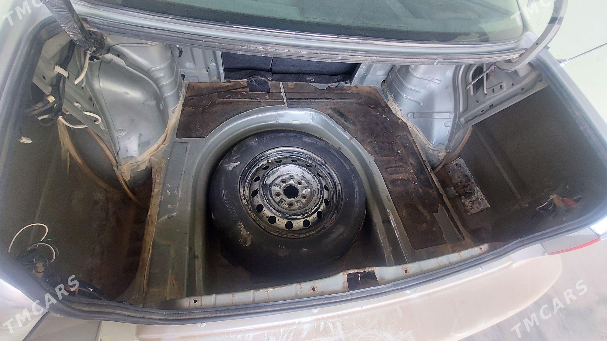 Toyota Camry 2000 - 160 000 TMT - Гурбансолтан Едже - img 7