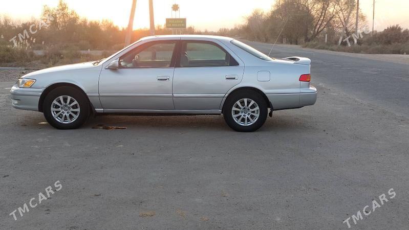Toyota Camry 2000 - 160 000 TMT - Гурбансолтан Едже - img 3