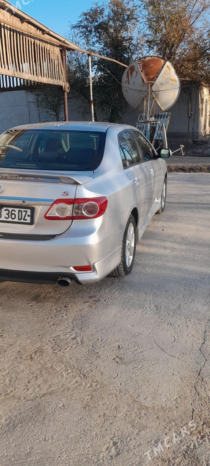 Toyota Corolla 2011 - 170 000 TMT - Губадаг - img 4