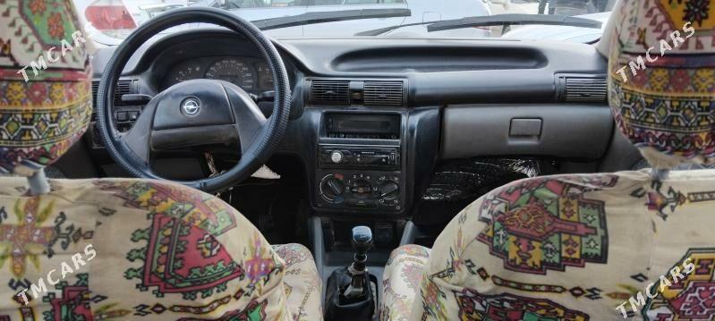 Opel Astra 1992 - 30 000 TMT - Мургап - img 4