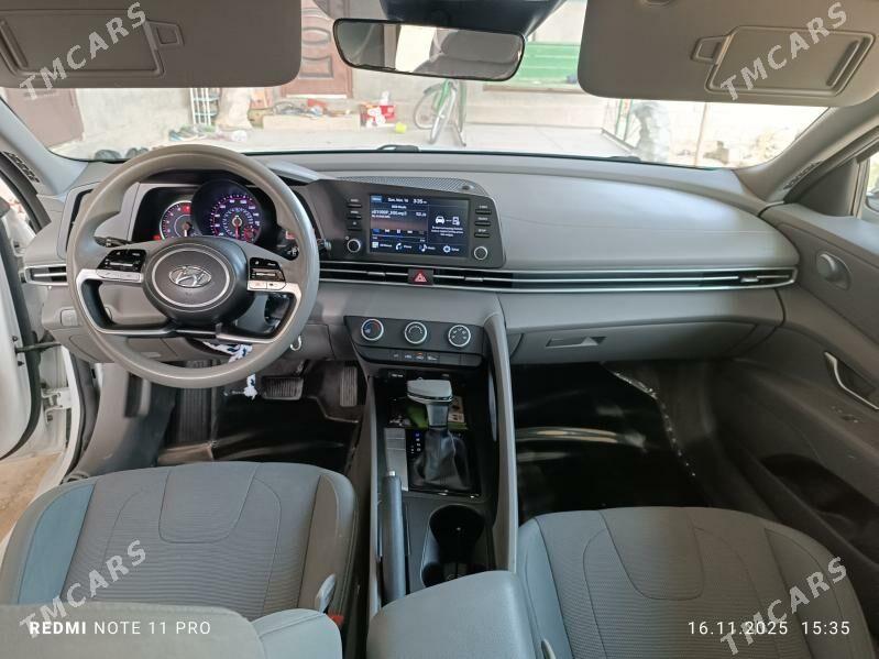 Hyundai Elantra 2021 - 245 000 TMT - Гёкдепе - img 6