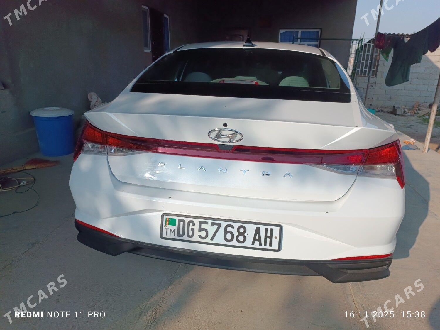Hyundai Elantra 2021 - 245 000 TMT - Гёкдепе - img 4