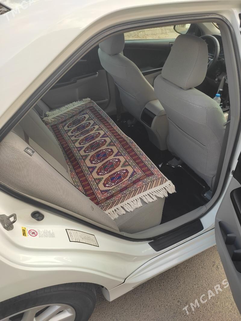 Toyota Camry 2012 - 235 000 TMT - Мары - img 4