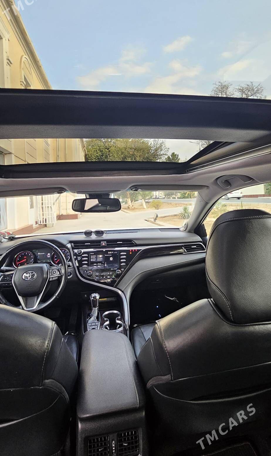 Toyota Camry 2019 - 450 000 TMT - Ашхабад - img 2