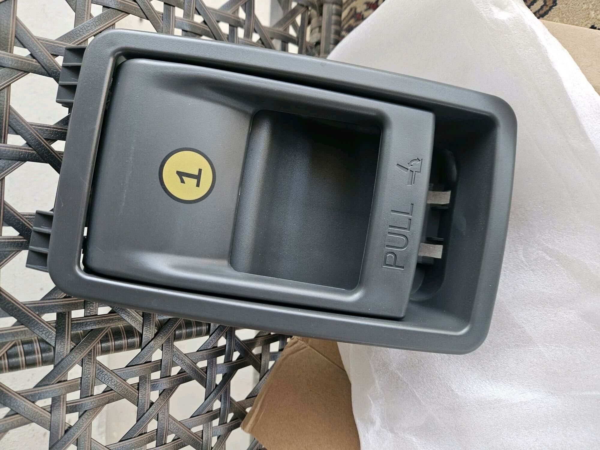 Sideniýa ruçka Sienna2010-2015 350 TMT - Анев - img 1