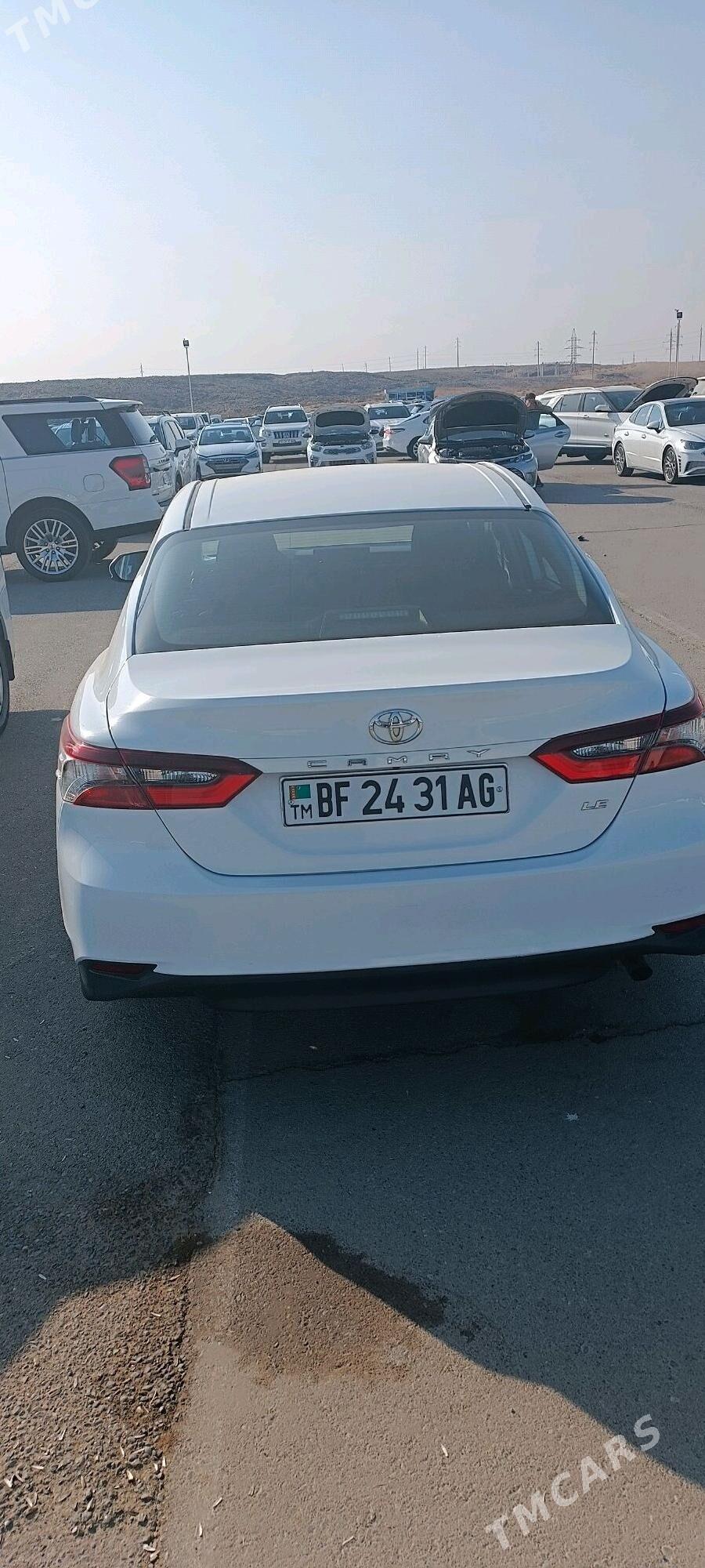 Toyota Camry 2022 - 280 000 TMT - ул. Советская (Гарашсызлык шаёлы) - img 1