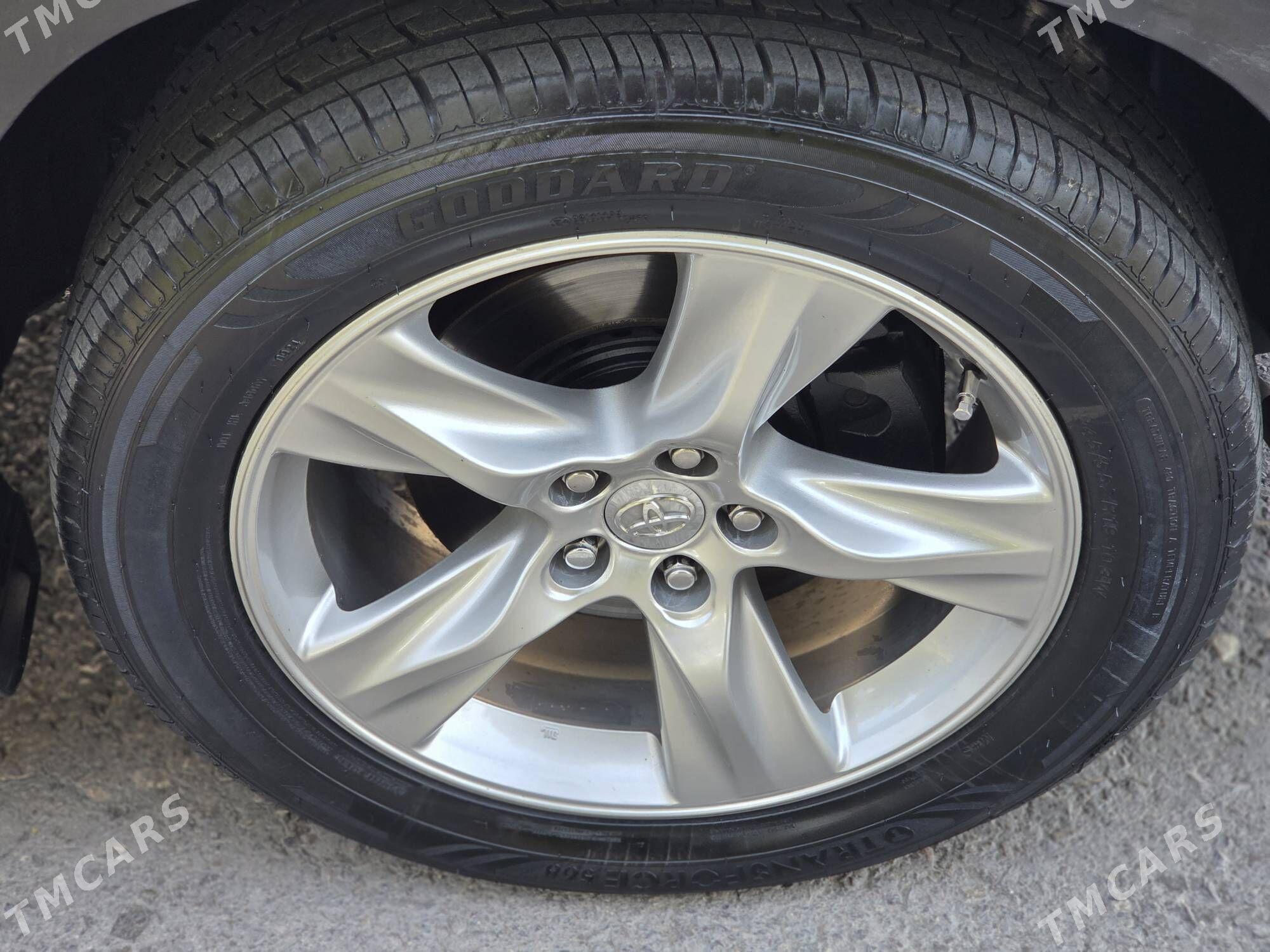 Toyota Highlander 2015 - 395 000 TMT - Ашхабад - img 8