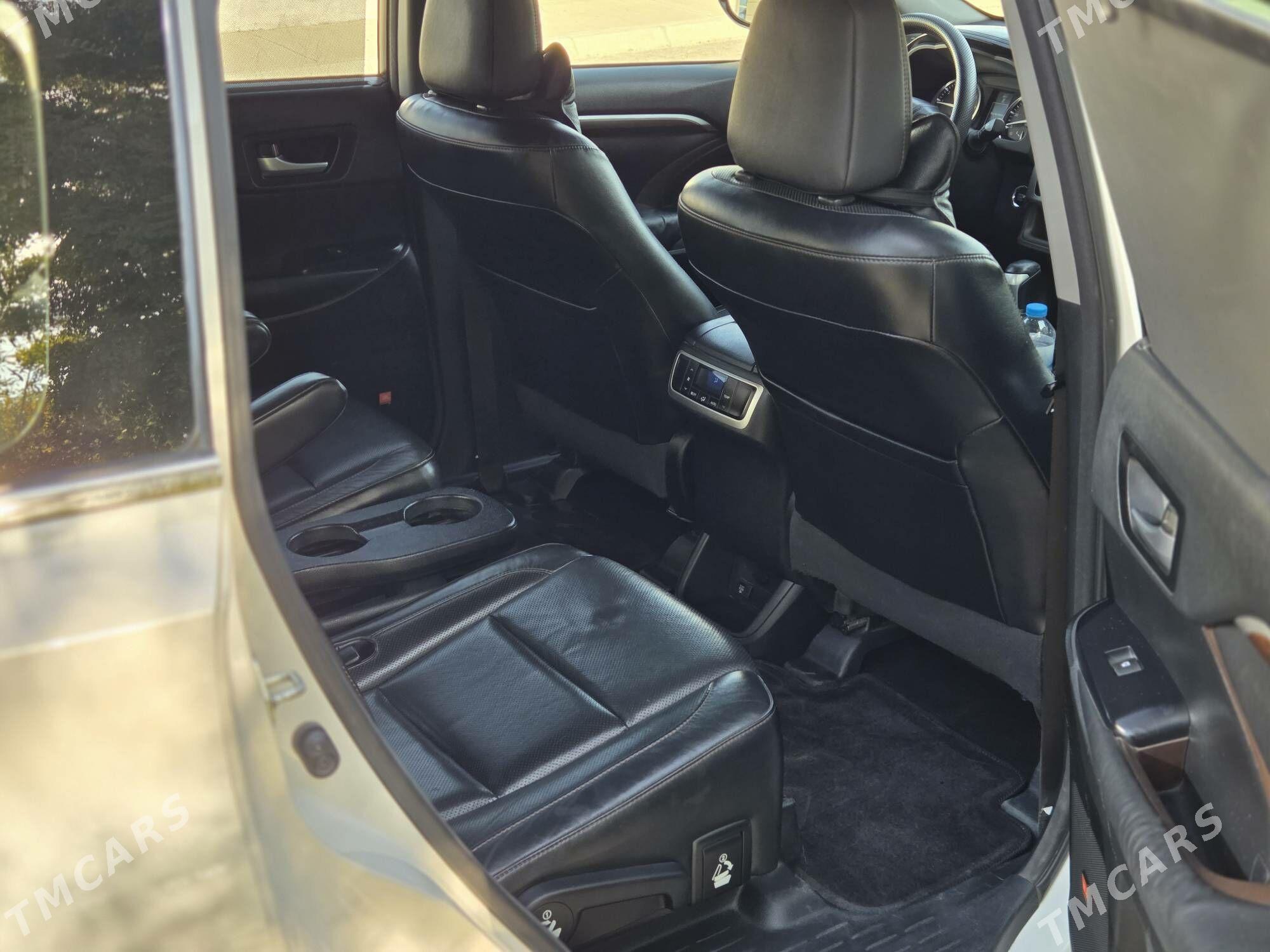 Toyota Highlander 2015 - 395 000 TMT - Ашхабад - img 6