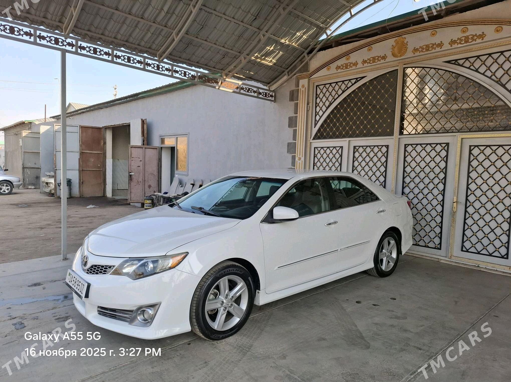 Toyota Camry 2014 - 260 000 TMT - Daşoguz - img 3