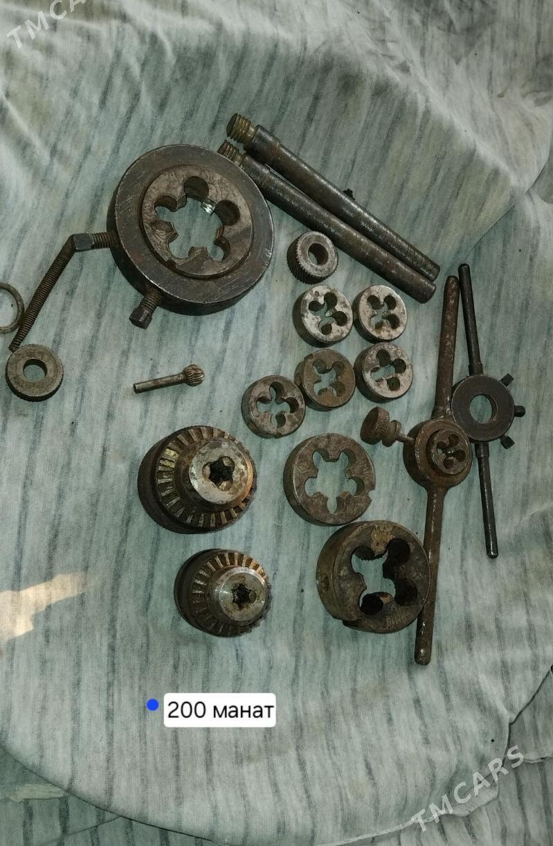 метчики и лерка - Туркменбаши - img 1