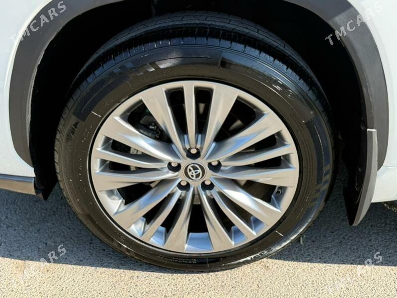 Toyota Highlander 2021 - 660 000 TMT - Aşgabat - img 8