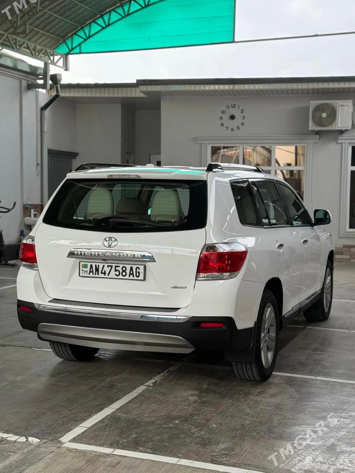 Toyota Highlander 2011 - 340 000 TMT - Aşgabat - img 4