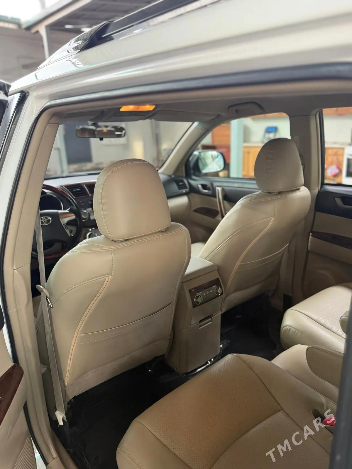 Toyota Highlander 2011 - 340 000 TMT - Aşgabat - img 10