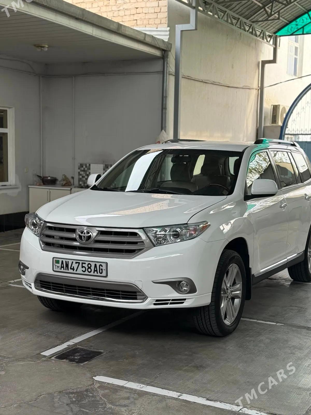 Toyota Highlander 2011 - 340 000 TMT - Aşgabat - img 1