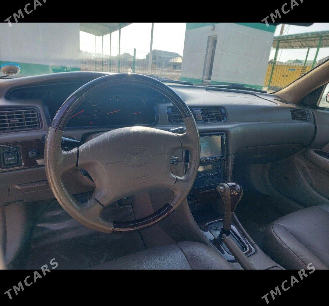 Toyota Camry 2001 - 170 000 TMT - Магданлы - img 4