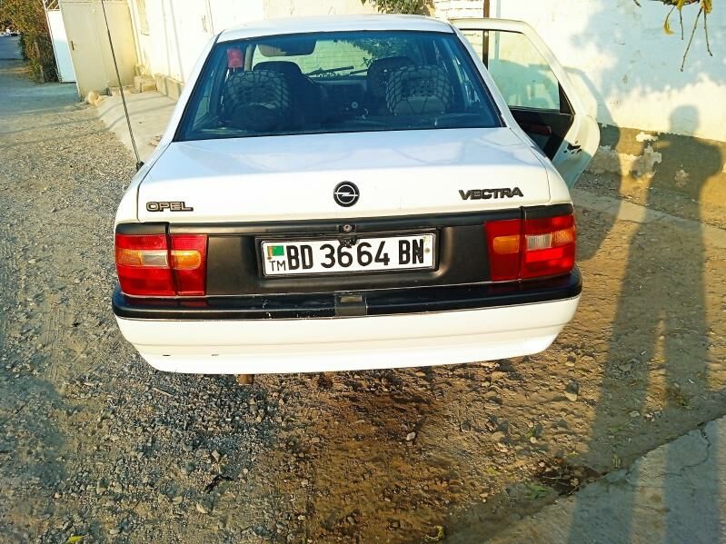Opel Vectra 1992 - 35 000 TMT - Gyzylarbat - img 5
