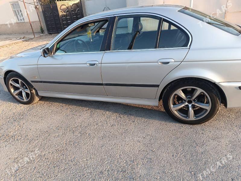 BMW E39 1996 - 90 000 TMT - Mary - img 5