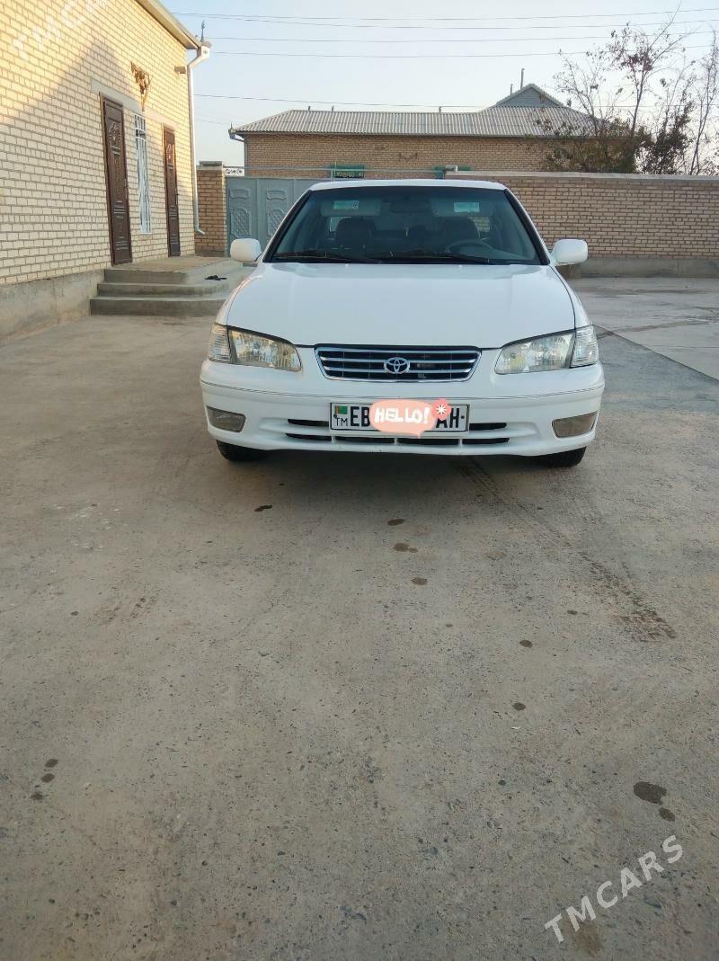 Toyota Camry 2001 - 170 000 TMT - Babadaýhan - img 4