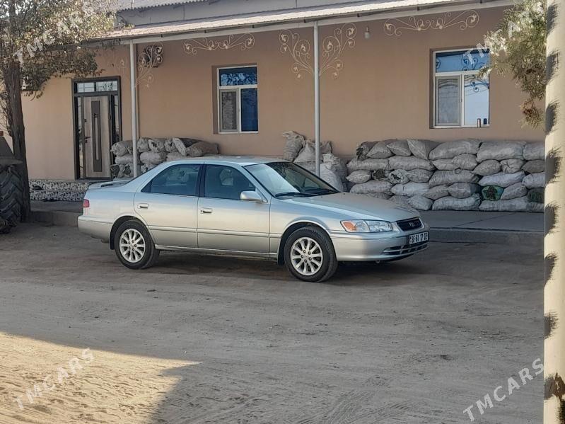 Toyota Camry 2000 - 166 000 TMT - Дашогуз - img 8