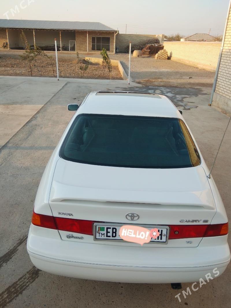 Toyota Camry 2001 - 170 000 TMT - Babadaýhan - img 2